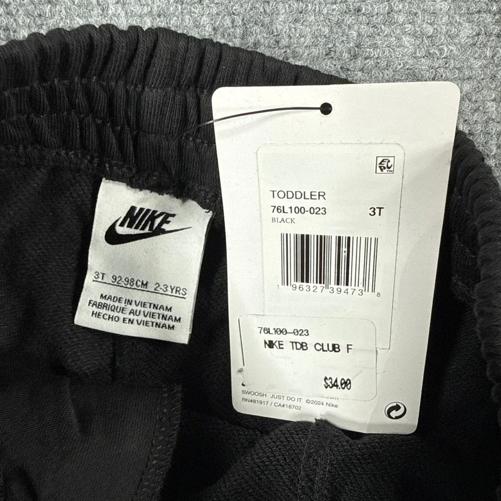Nike Toddler Boys 3T 2-3Yrs Black Sportswear Club Fleece Shorts NWT
